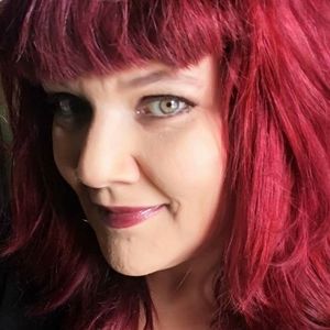 Meet your Posher, Kenneta